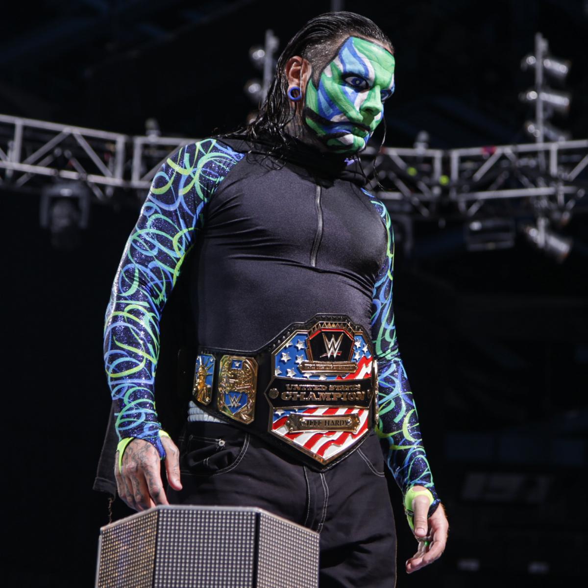 Jeff Hardy Suffering From Minor Injuries & Numbness In His Fingers.