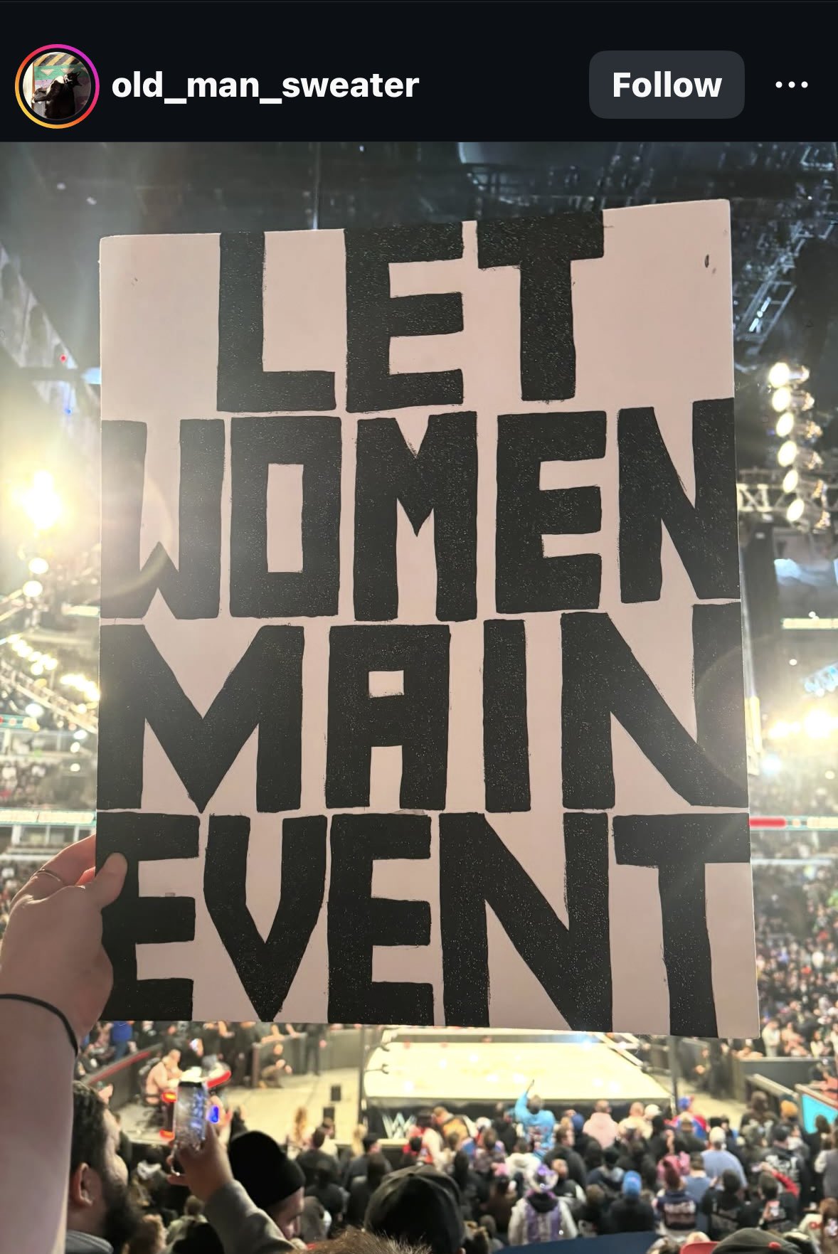 WWE Fan Claims To Have Women’s Wrestling Sign Taken At Elimination Chamber